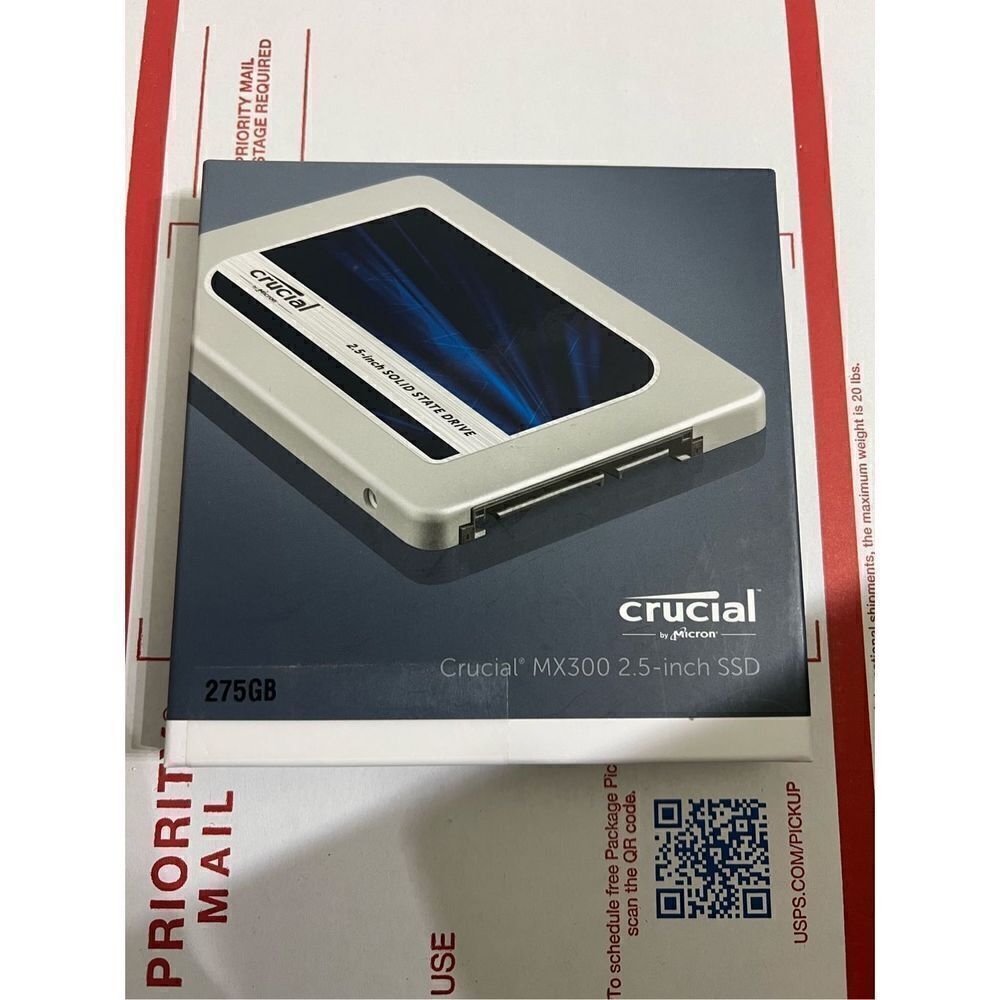 Crucial MX300 2.5" 275GB SATA III 3D NAND Solid State Drive CT275MX300SSD1